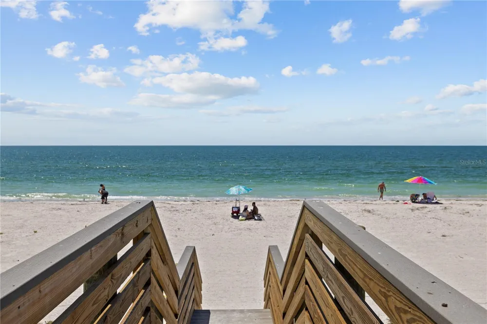 555 GULF WAY #6S St Pete Beach, FL 33706