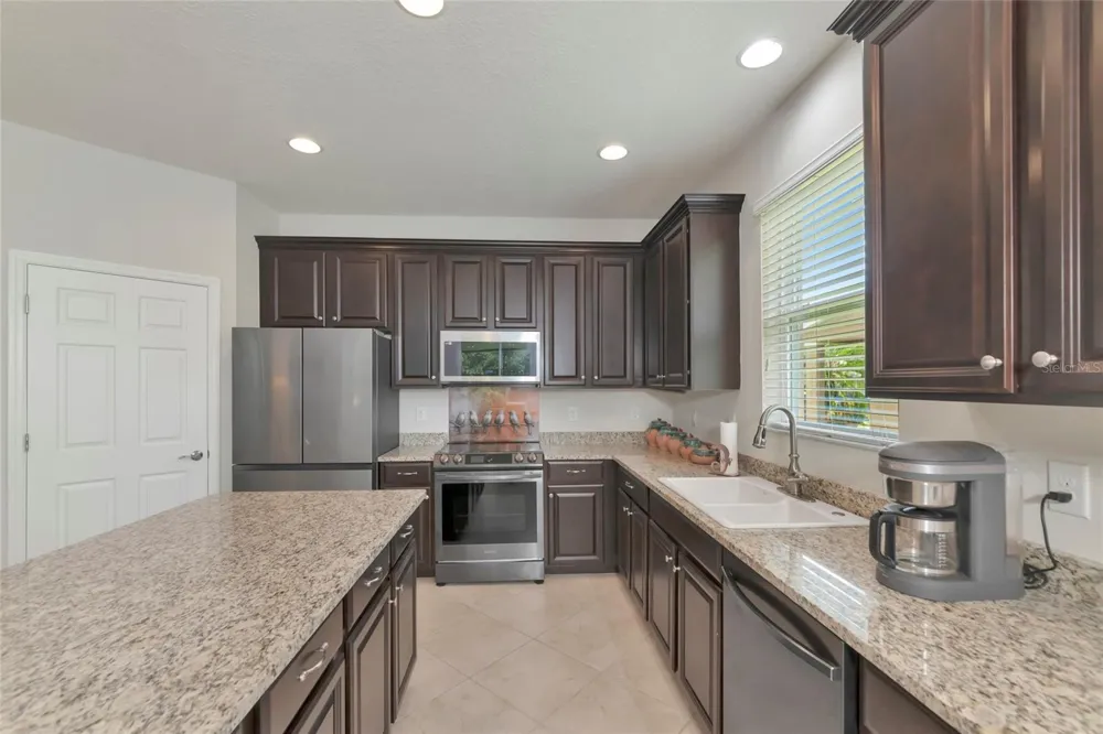 7711 110TH AVENUE E Parrish, FL 34219