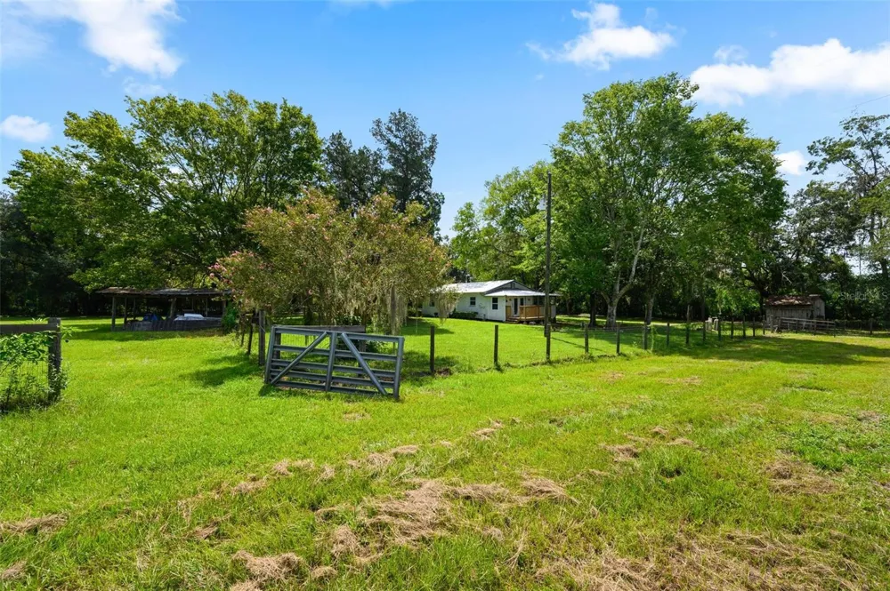 6218 SW 202ND STREET Newberry, FL 32669