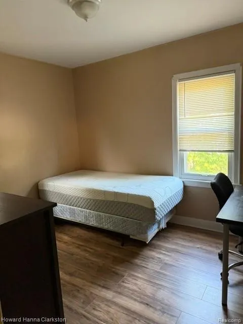 2001 Cartier Street Flint City, MI 48504