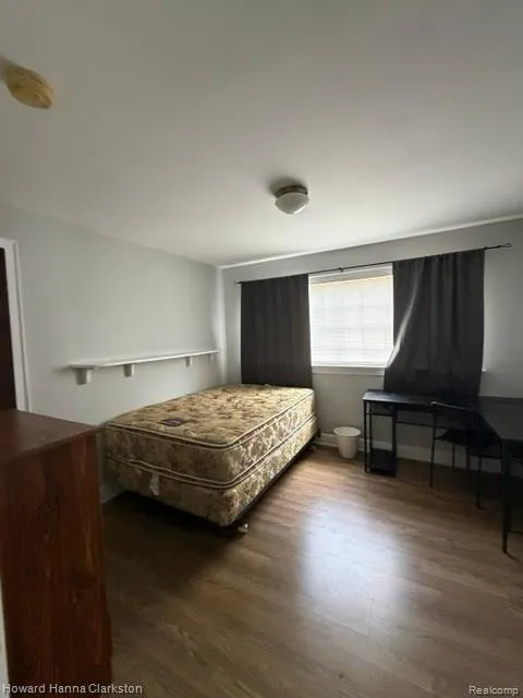 2001 Cartier Street Flint City, MI 48504