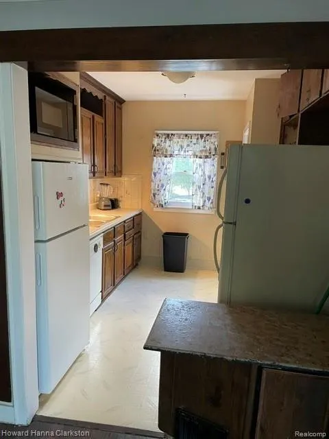 2001 Cartier Street Flint City, MI 48504