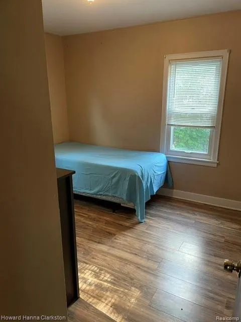 2001 Cartier Street Flint City, MI 48504