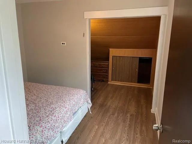 2001 Cartier Street Flint City, MI 48504