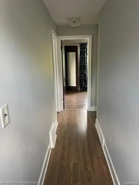2001 Cartier Street Flint City, MI 48504
