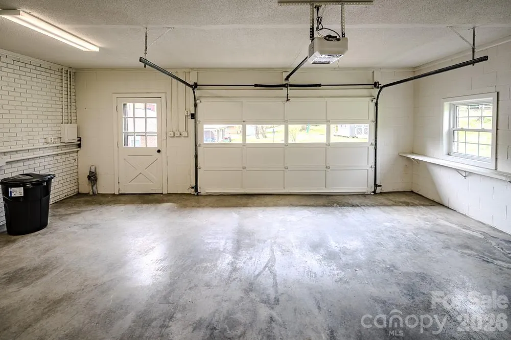 501 Jefferson Avenue West Jefferson, NC 28694