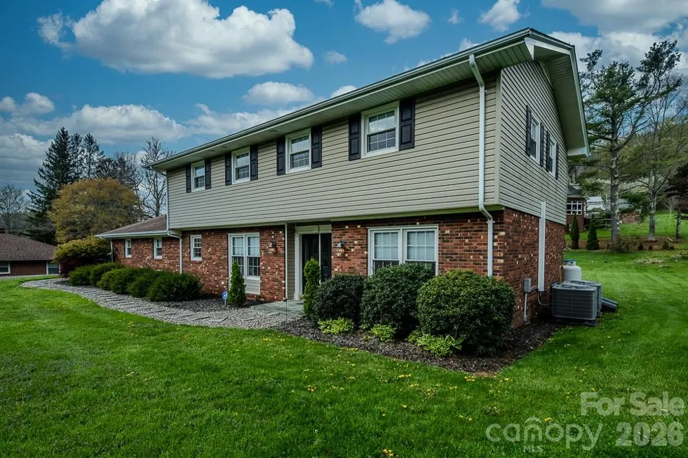 501 Jefferson Avenue West Jefferson, NC 28694