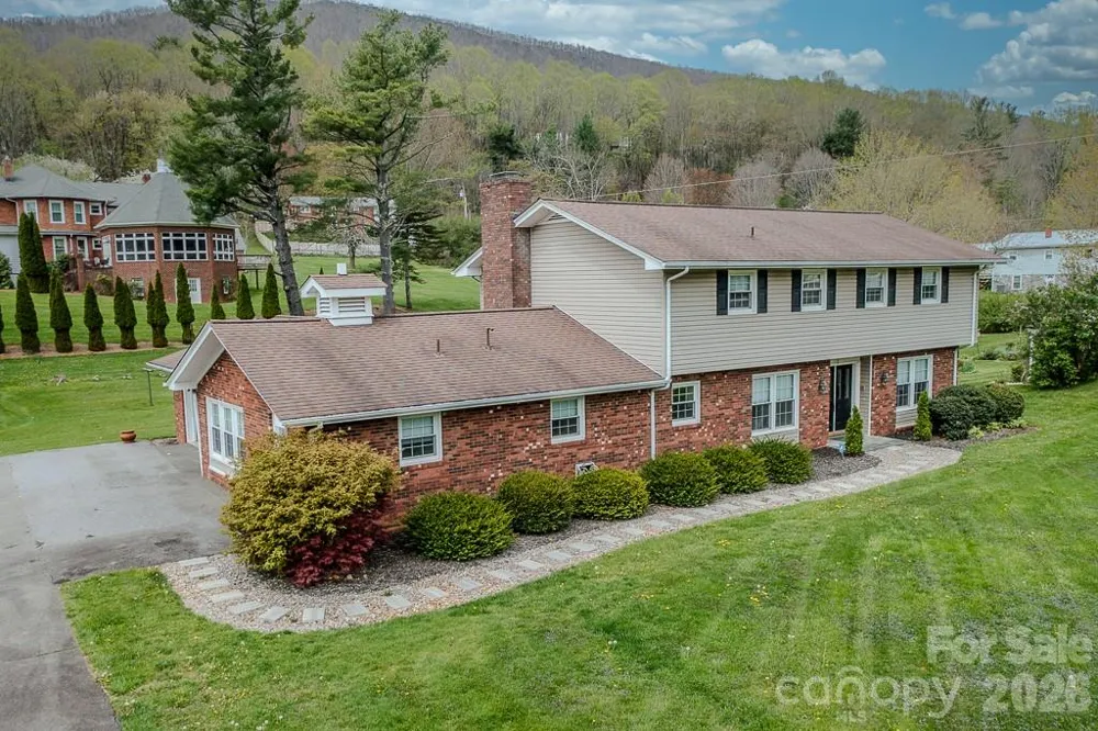 501 Jefferson Avenue West Jefferson, NC 28694