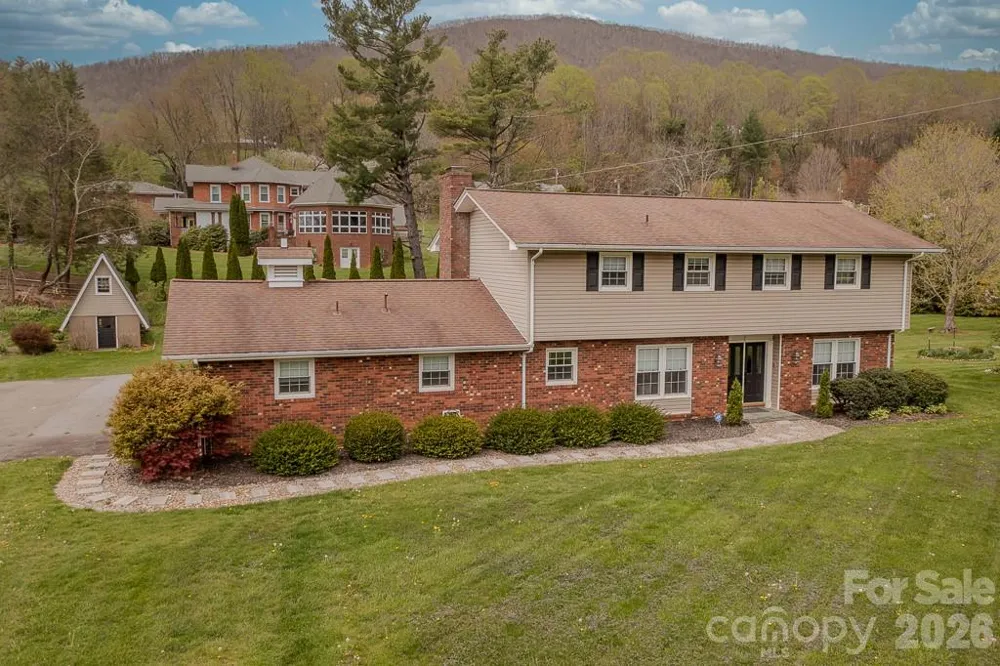 501 Jefferson Avenue West Jefferson, NC 28694