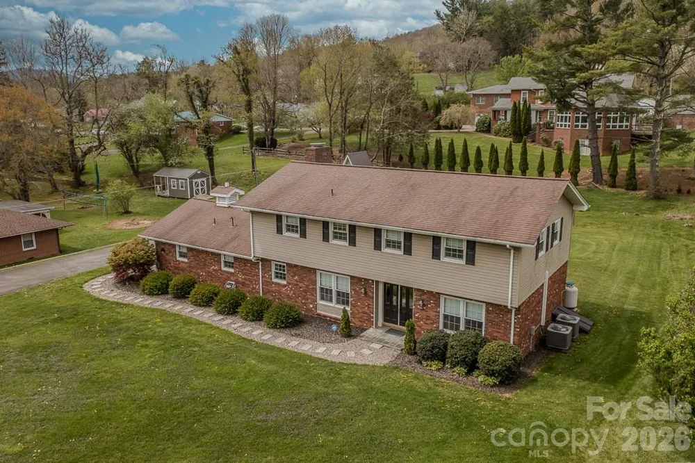 501 Jefferson Avenue West Jefferson, NC 28694