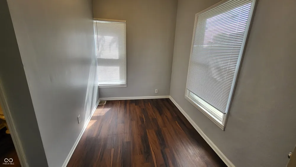 4502 Unit 1 E Washington Street Indianapolis, IN 46201