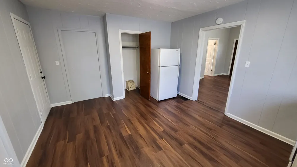 4502 Unit 1 E Washington Street Indianapolis, IN 46201