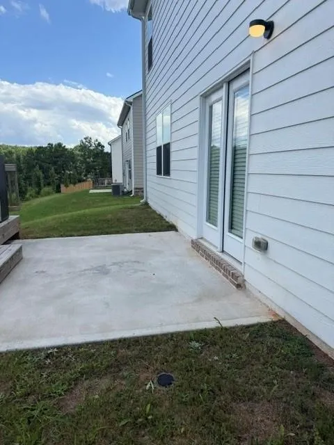 210 Aster Avenue Locust Grove, GA 30248