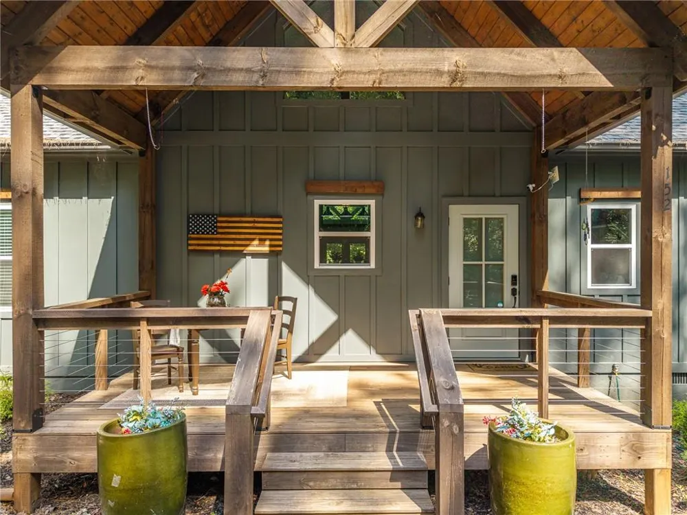 152 Springwater Court Ellijay, GA 30540