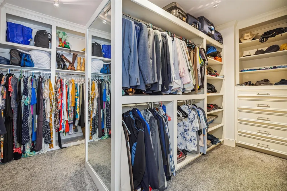 5311 Patrick Henry Street Bellaire, TX 77401