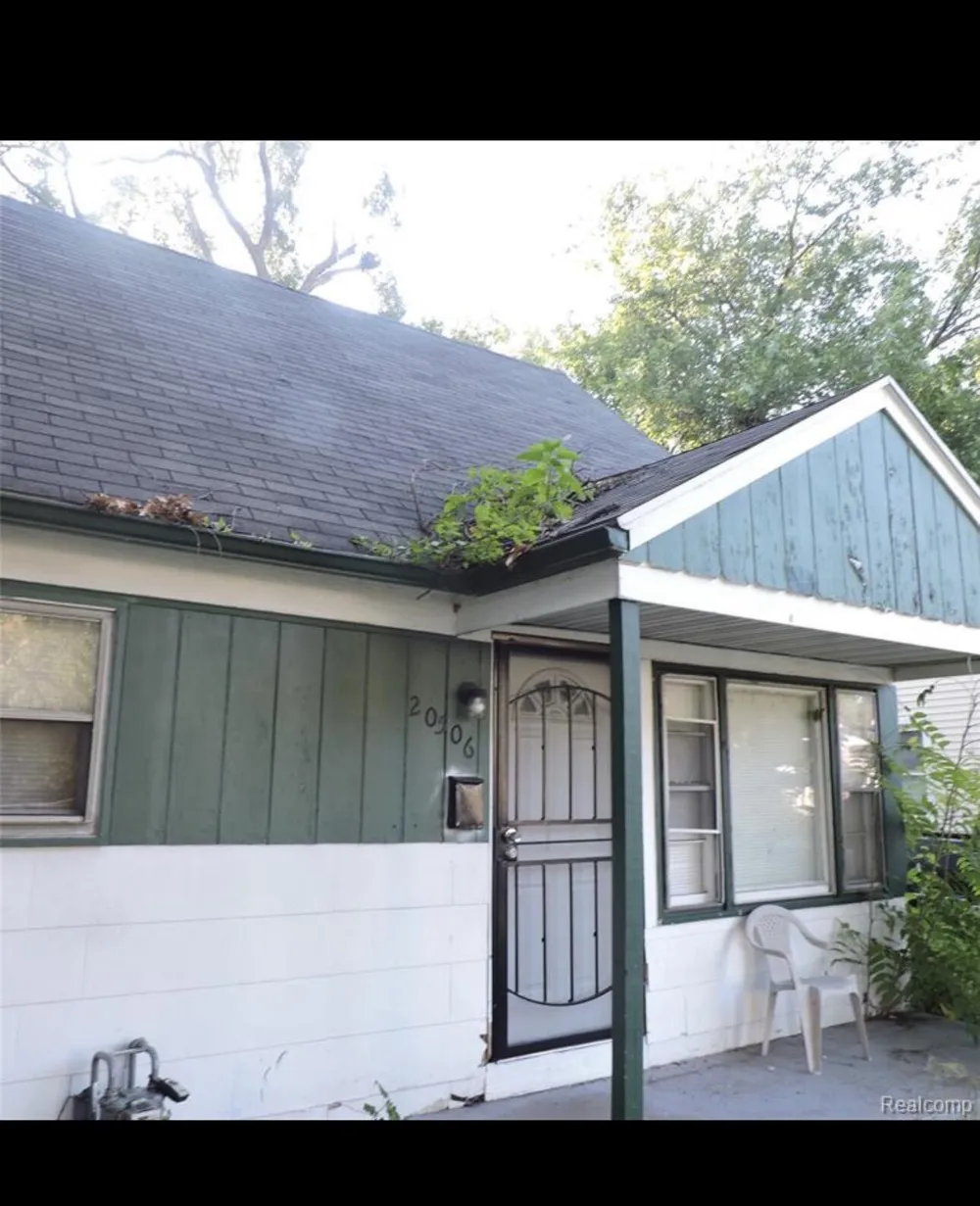 20506 Revere Street Detroit, MI 48234