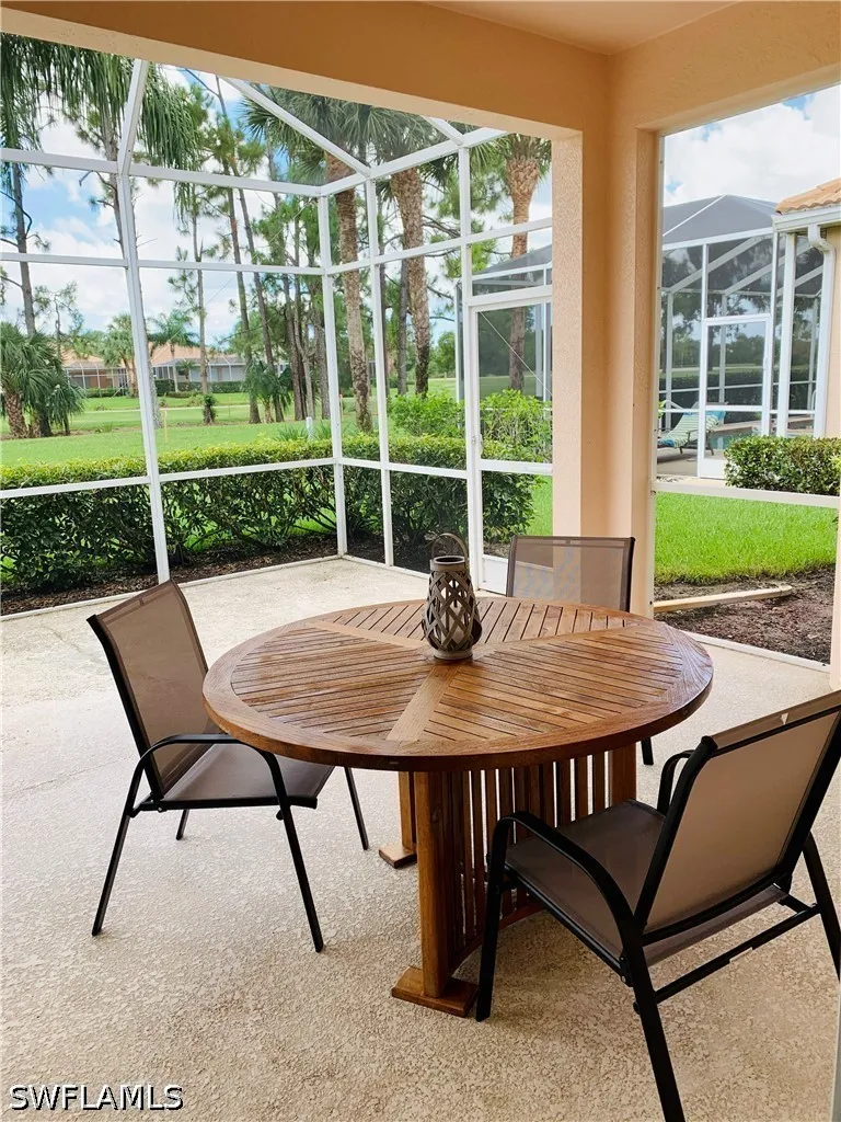 Jasmine Lake Circle Naples, FL 34119