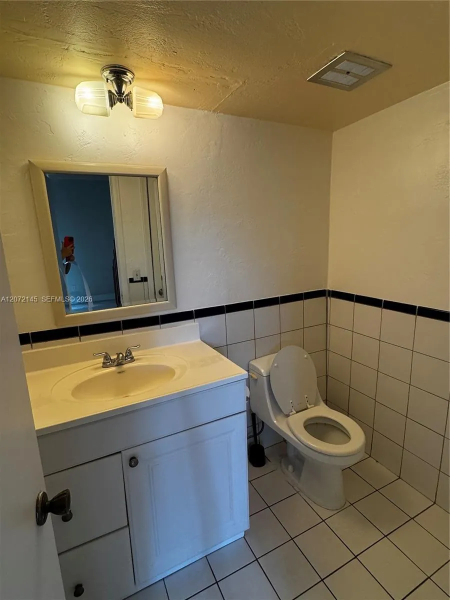 6900 Kendall Dr #A403 Pinecrest, FL 33156