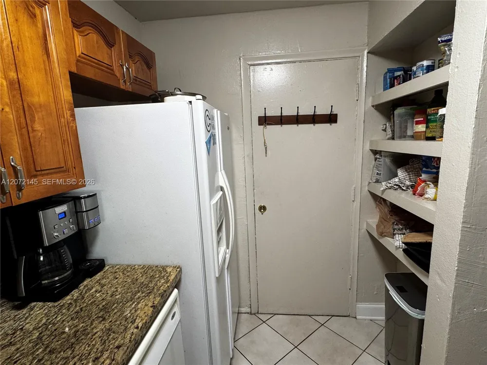 6900 Kendall Dr #A403 Pinecrest, FL 33156