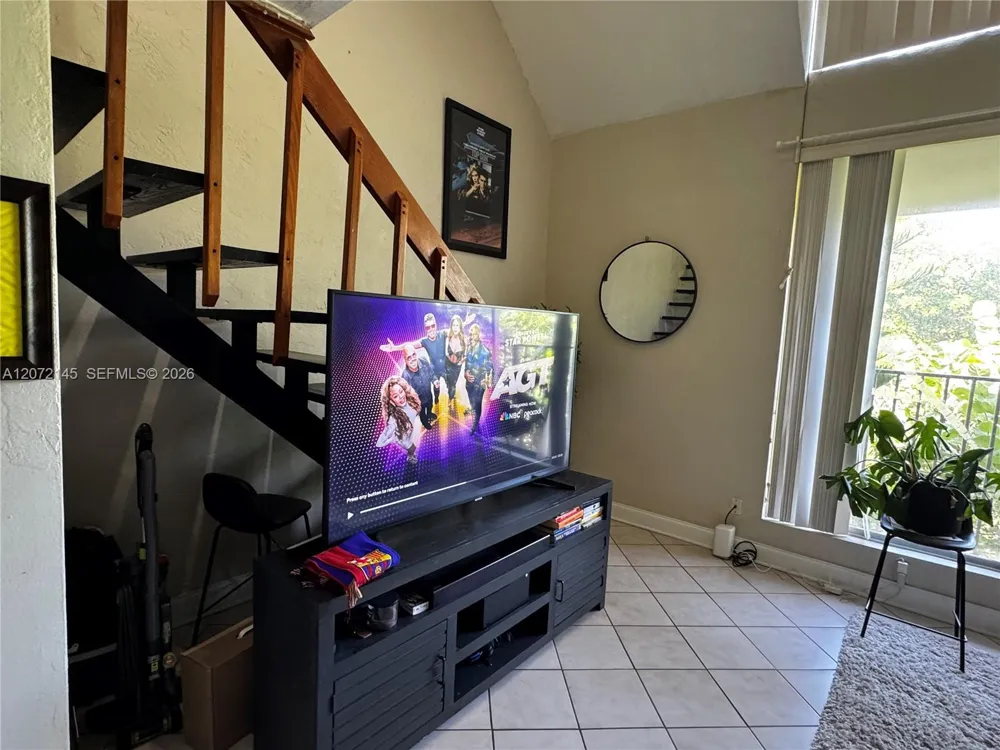 6900 Kendall Dr #A403 Pinecrest, FL 33156