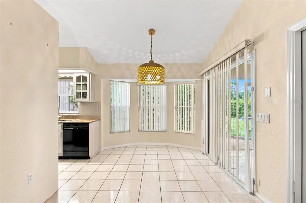 37117 FOXRUN PLACE Zephyrhills, FL 33542