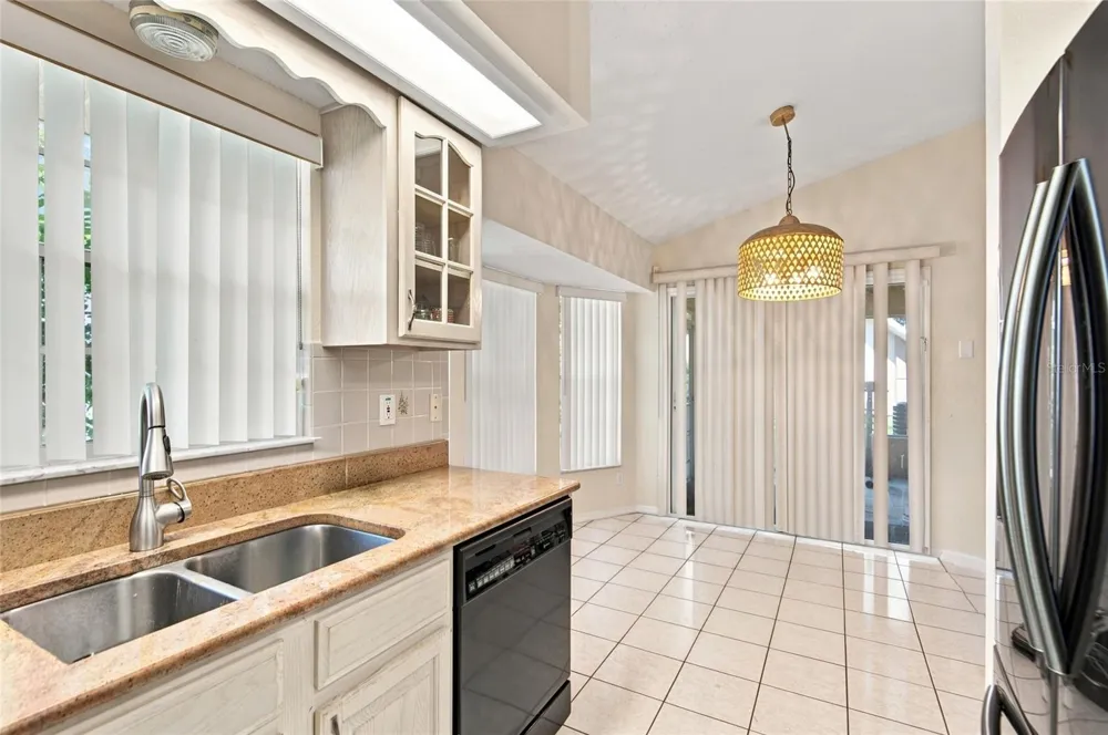 37117 FOXRUN PLACE Zephyrhills, FL 33542