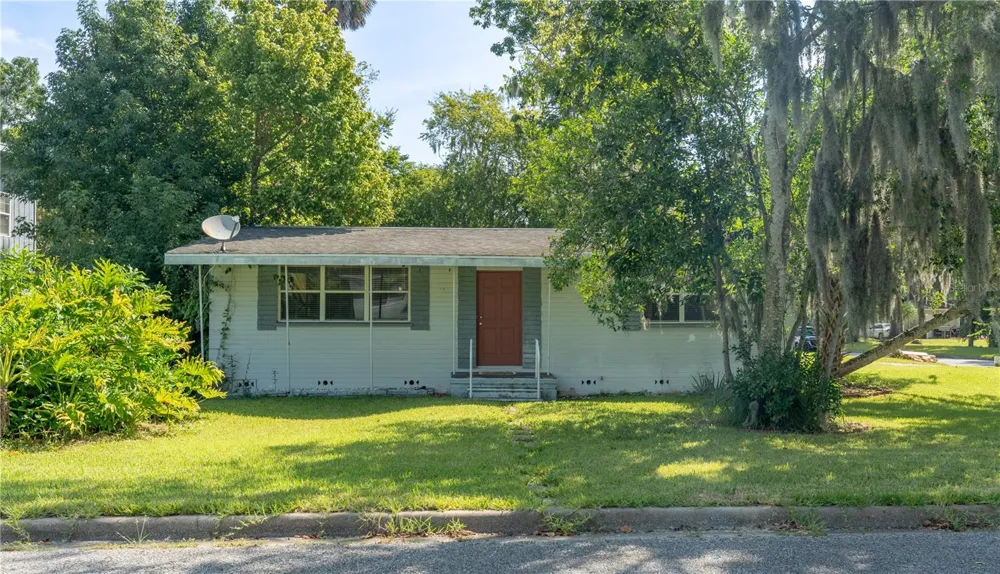 553 S LANVALE AVENUE Daytona Beach, FL 32114