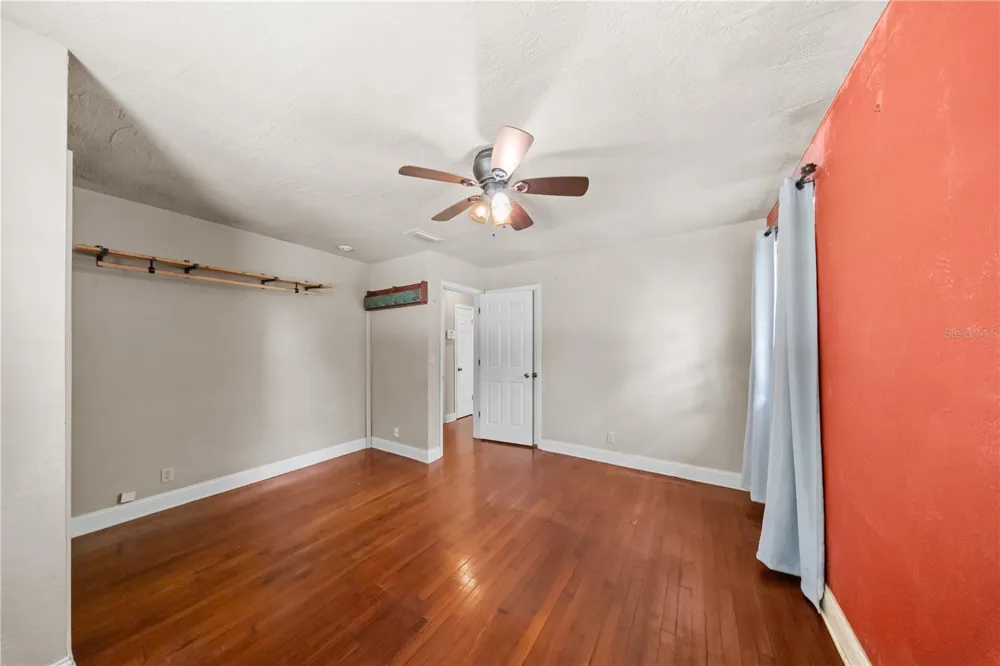 553 S LANVALE AVENUE Daytona Beach, FL 32114