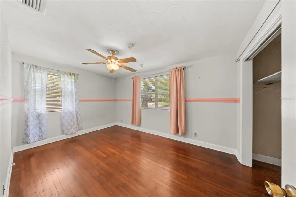 553 S LANVALE AVENUE Daytona Beach, FL 32114