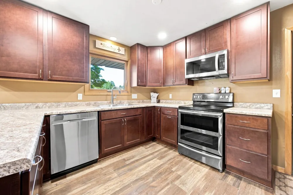 1010 22nd Avenue S Moorhead, MN 56560
