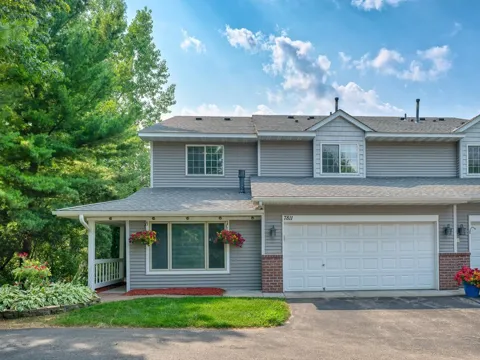 7811 Oak Court