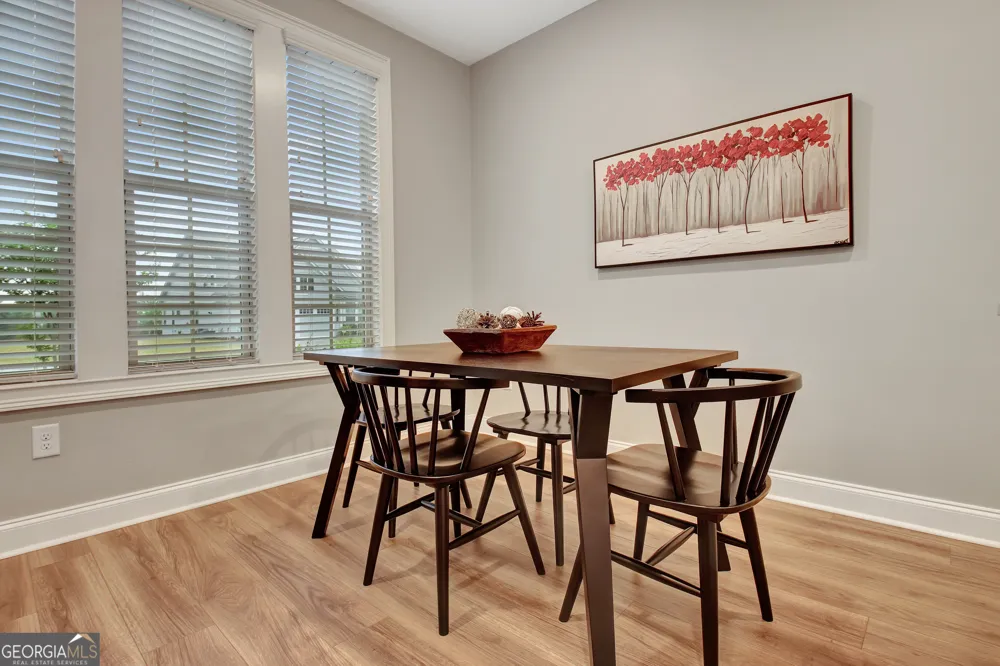 525 Hazelnut DR Peachtree City, GA 30269