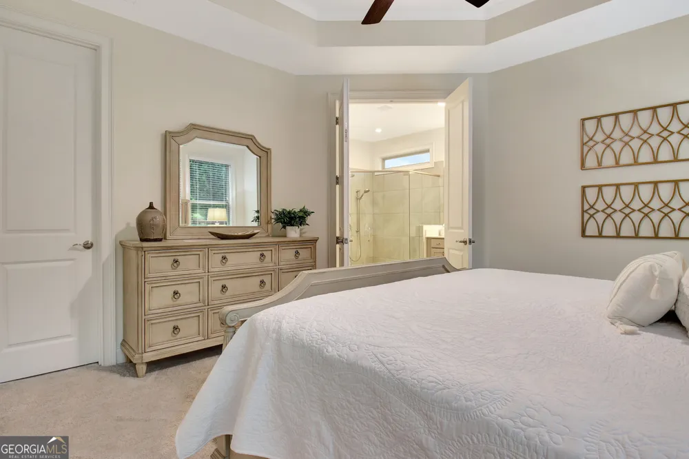 525 Hazelnut DR Peachtree City, GA 30269