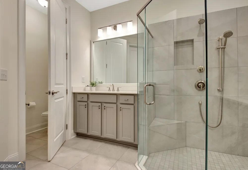 525 Hazelnut DR Peachtree City, GA 30269