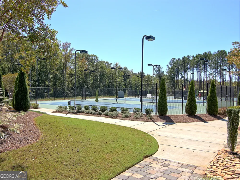525 Hazelnut DR Peachtree City, GA 30269