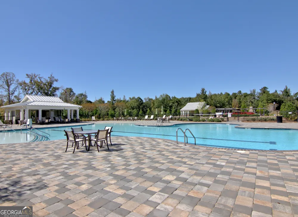 525 Hazelnut DR Peachtree City, GA 30269