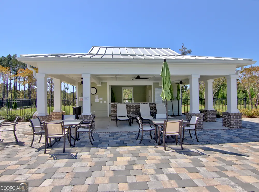 525 Hazelnut DR Peachtree City, GA 30269