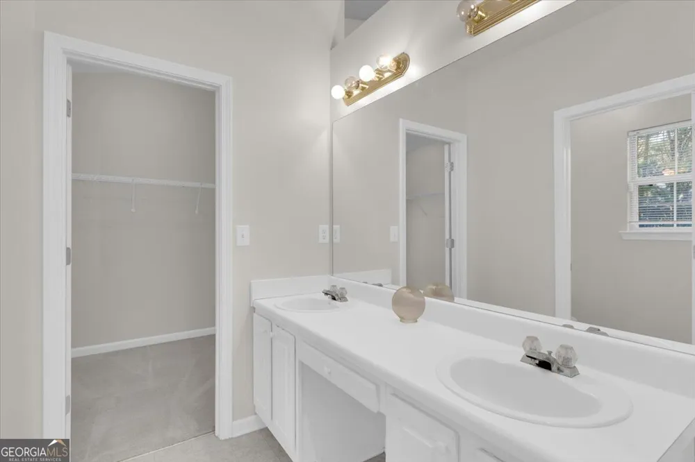 2343 Cove Lake WAY Lithonia, GA 30058