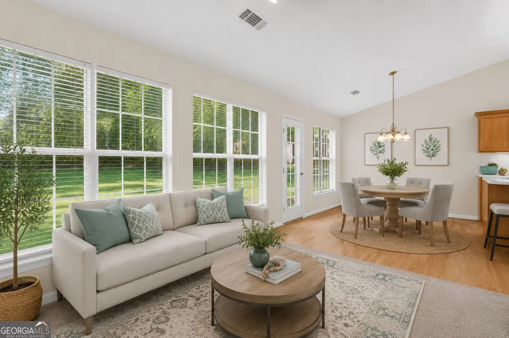 2343 Cove Lake WAY Lithonia, GA 30058
