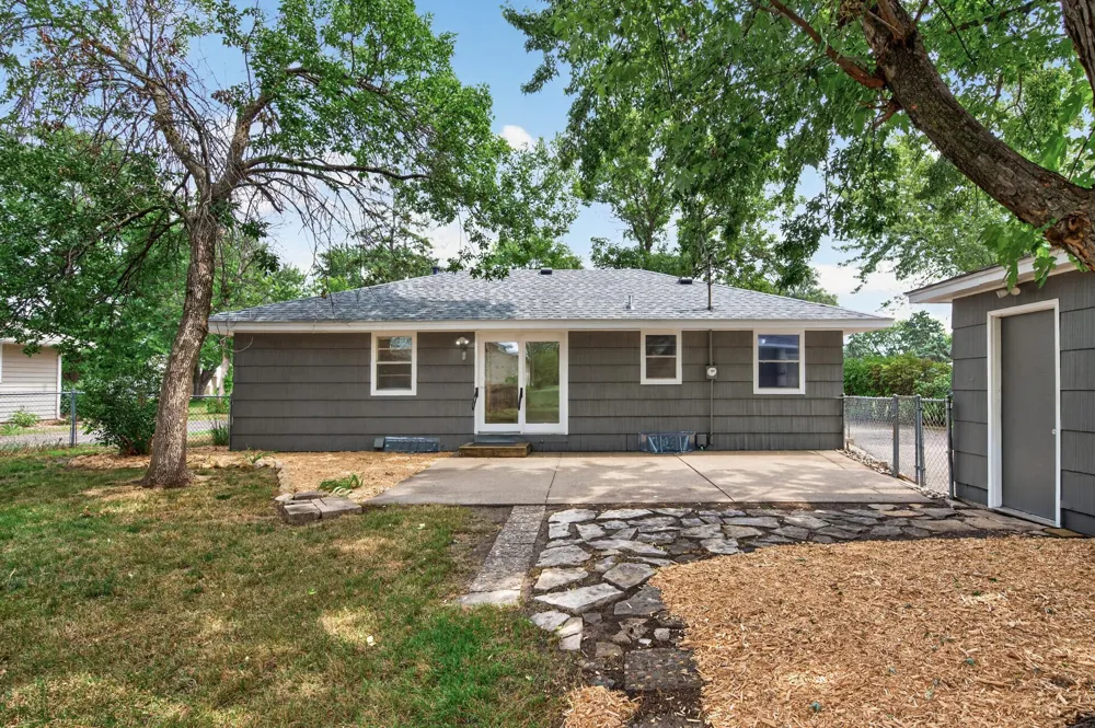 11672 Heights Drive NW Coon Rapids, MN 55433