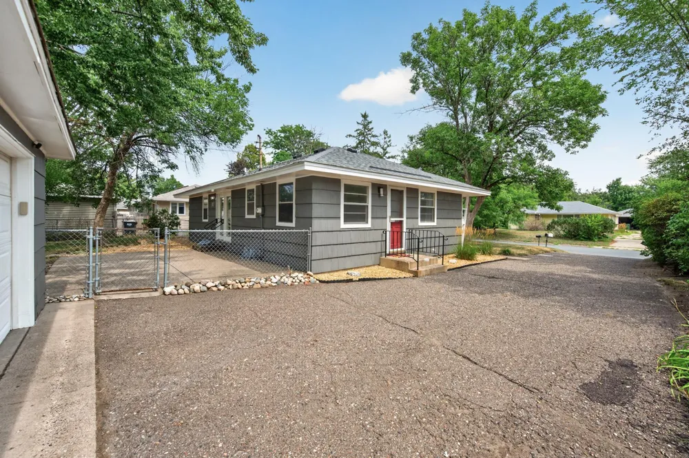 11672 Heights Drive NW Coon Rapids, MN 55433