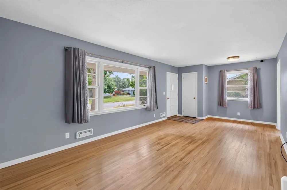11672 Heights Drive NW Coon Rapids, MN 55433