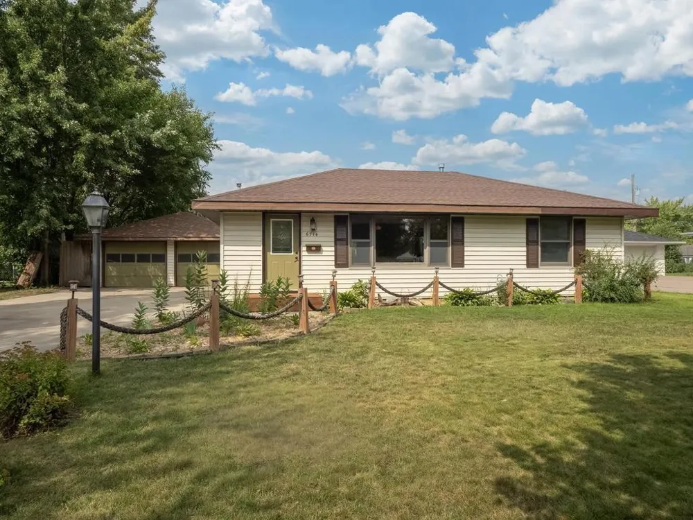 6714 17th Avenue S Richfield, MN 55423