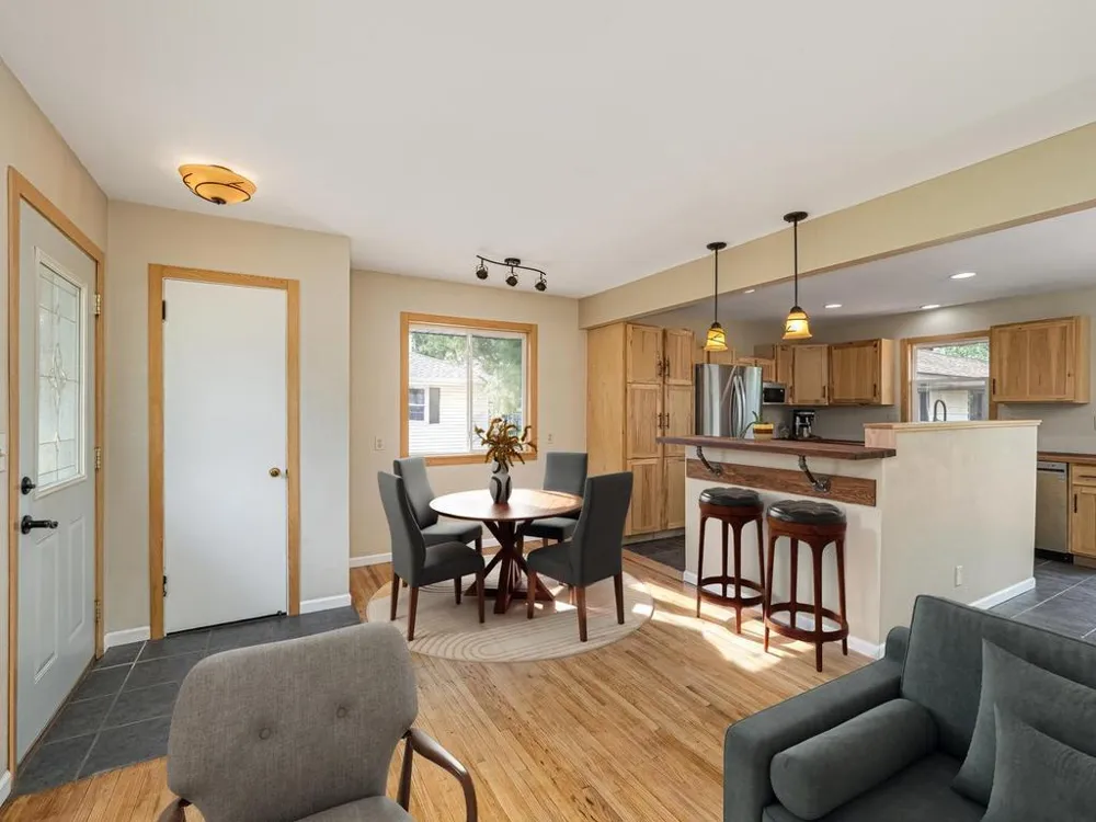 6714 17th Avenue S Richfield, MN 55423