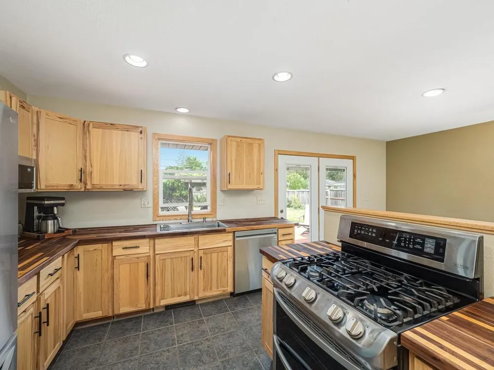 6714 17th Avenue S Richfield, MN 55423
