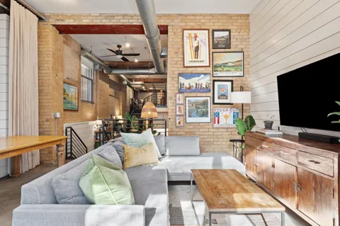 801 Washington Avenue #121