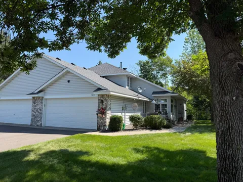 3804 Weaver Court