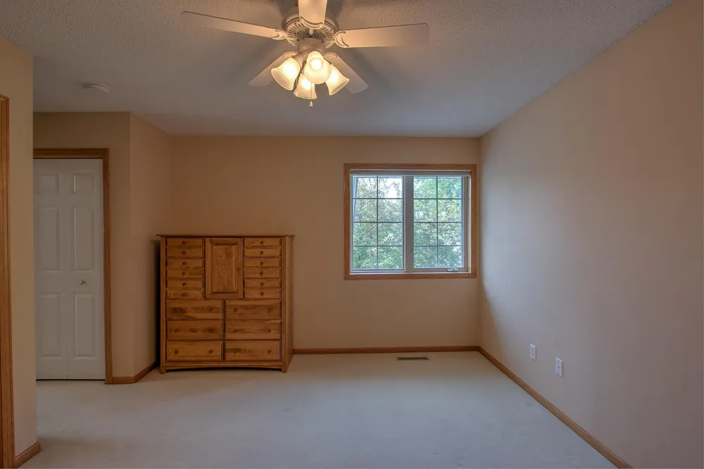 3804 Weaver Court Anoka, MN 55303