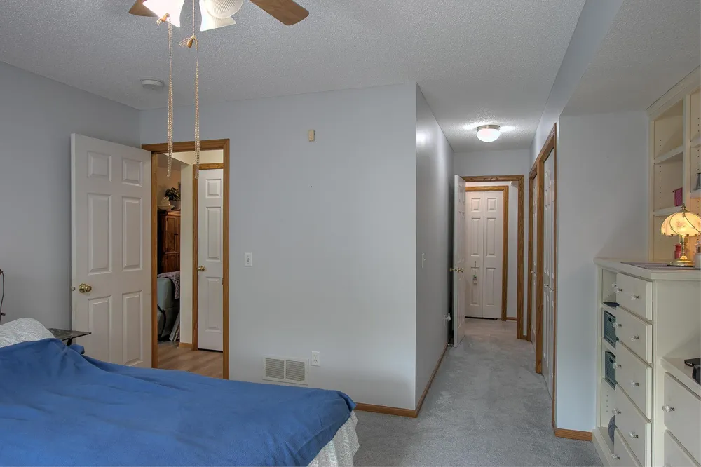 3804 Weaver Court Anoka, MN 55303