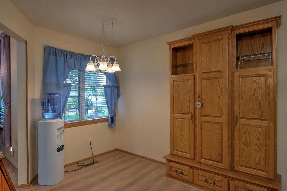 3804 Weaver Court Anoka, MN 55303